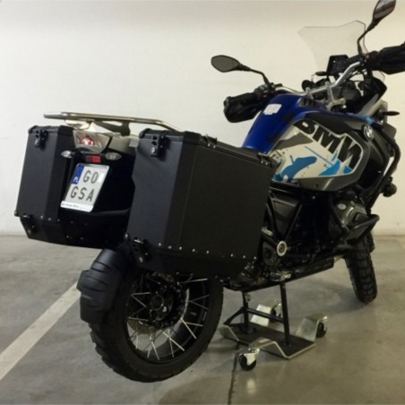 PRO pannier system for Triumph Tiger with Nomada EXPEDITION panniers